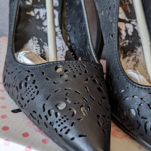 Iron Fist Shoes Skull It Out Heels - Picture 2 of 6